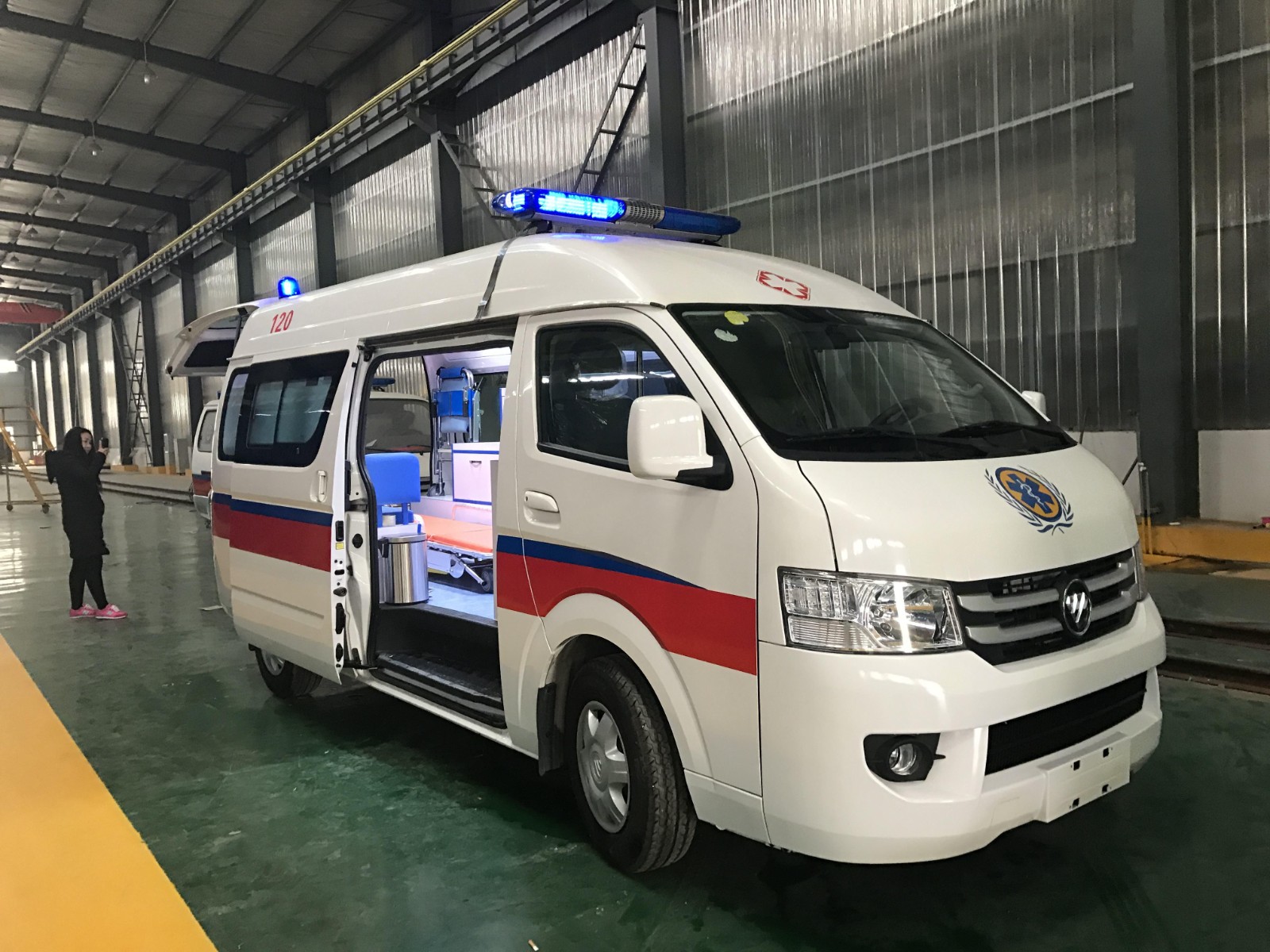 施甸县救护车转院